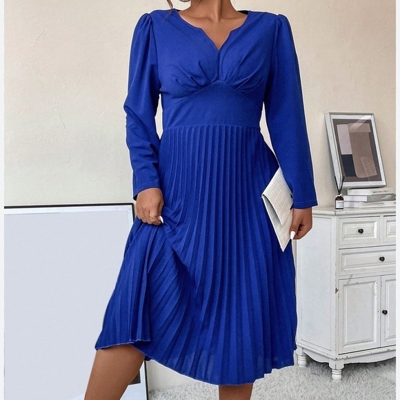 SHEIN Sweetheart Neck Pleated Hem Cobalt Blue Dress Women’s Large 8/10 - Picture 1 of 15